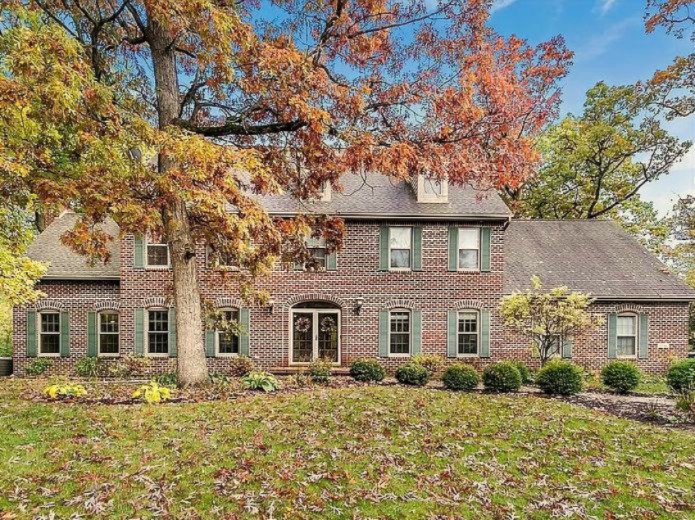 Thumbnail: Residence Front